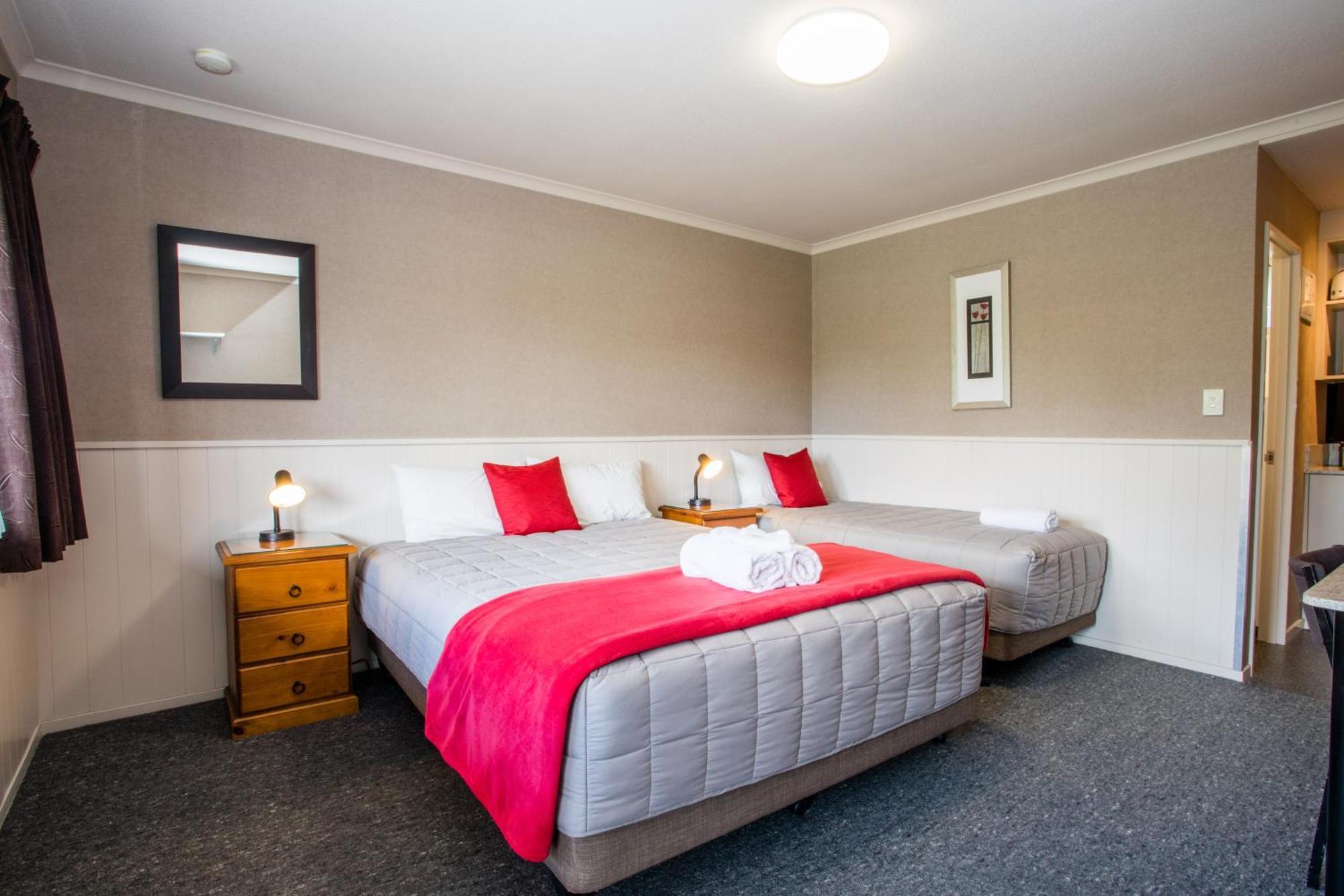 Te Anau Top 10 Holiday Park&Motels Dış mekan fotoğraf